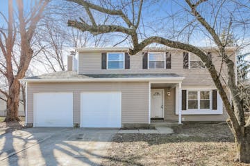 8715 Timberwood Dr Indianapolis, IN 46234